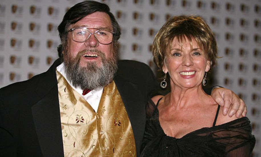 Ricky Tomlinson and Sue Johnston